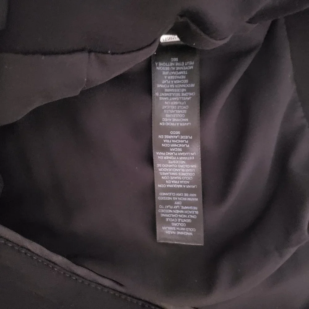 White House Black Market 25” Pencil Skirt, Size 8 - Picture 5 of 5